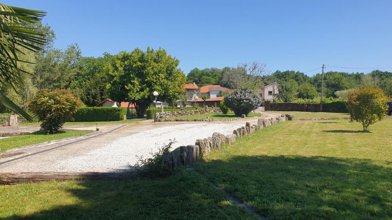 Casa Rural Rectoral Santa Baia Boimorto  エクステリア 写真
